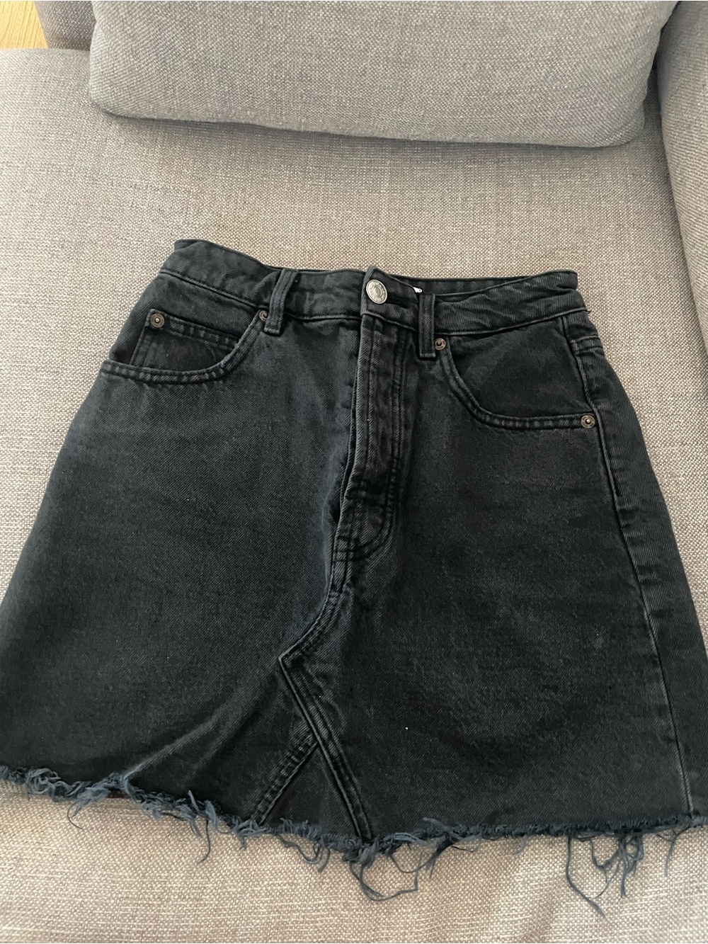 Zara Black Distressed Denim Mini Skirt - US size 2 - Picture 3 of 3